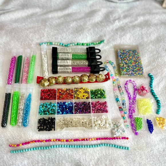bead bundle for jewelry making or crafts, lot of beading supplies with organizer - Picture 6 of 8